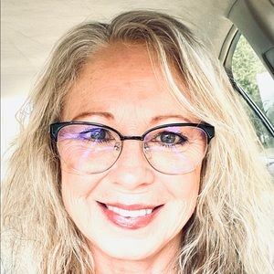 Meet your Posher, Veronica